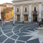 Anziani a Roma: prorogate misure di contrasto al coronavirus