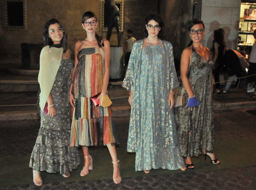 Sfilata di moda al contrario Tarquinia