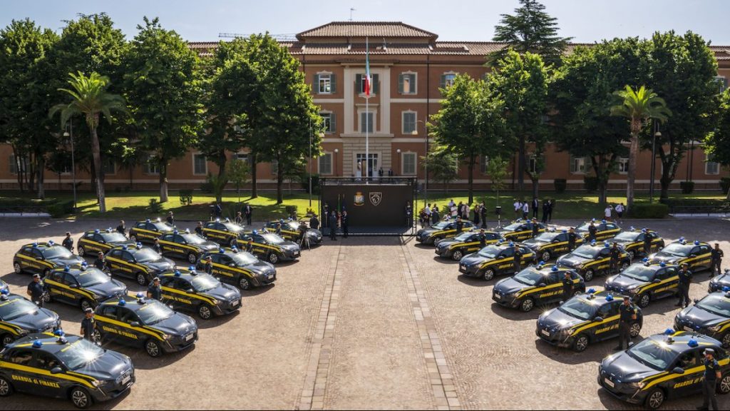 Leasys e Peugeot GdF