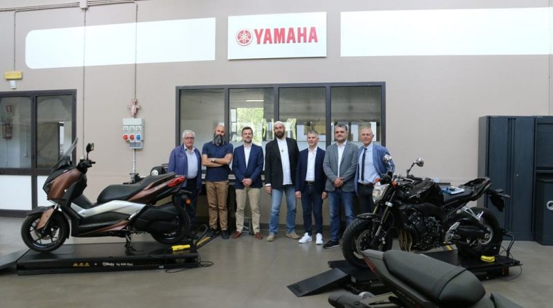 Laboratorio Automotive Yamaha