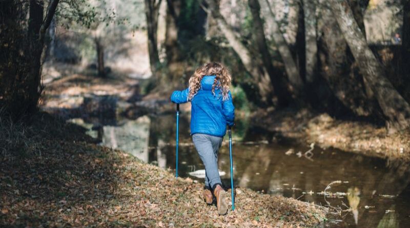 Camminare nella natura migliora l’umore