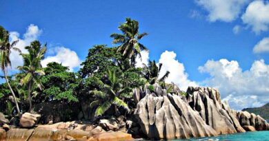 La Digue: l’isola della lentezza e dei paesaggi iconici