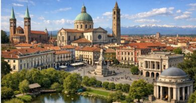 Piazza Cavour, cuore pulsante e storico di Vercelli