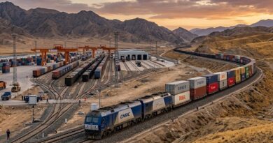 Cina-Iran, la nuova Via della Seta su rotaia: triplicati i “super treni” per aggirare il blocco di Hormuz